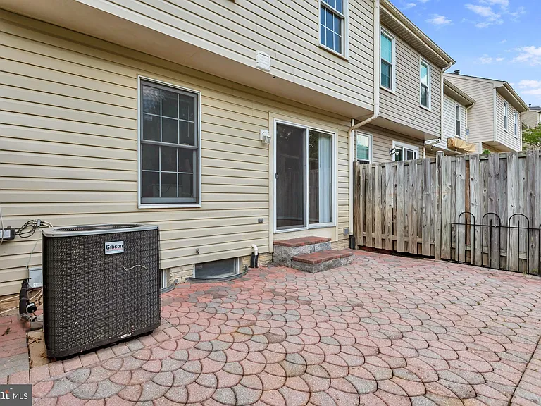 7920 Brightlight Pl — Photo 36