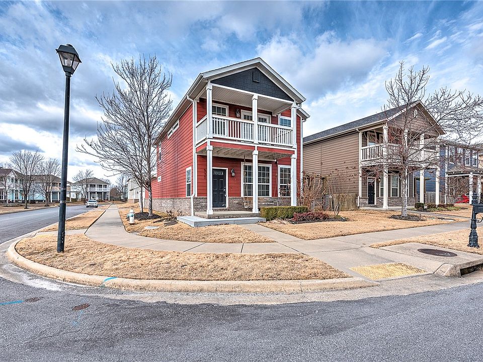 1st image of 537 N Keats Dr
