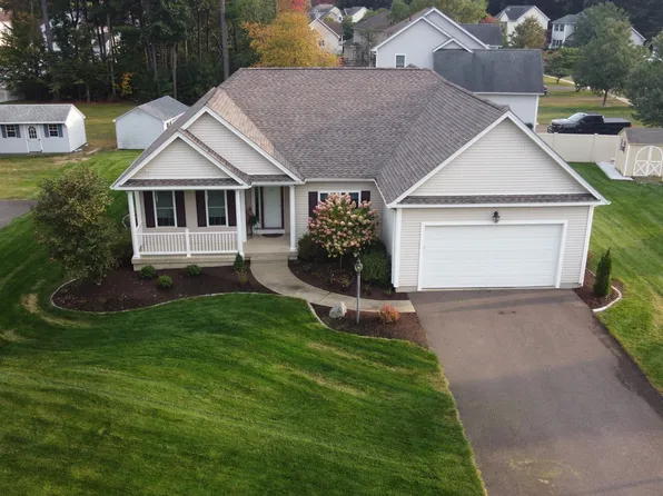 30 Acorn Drive, Windsor Locks, CT 06096