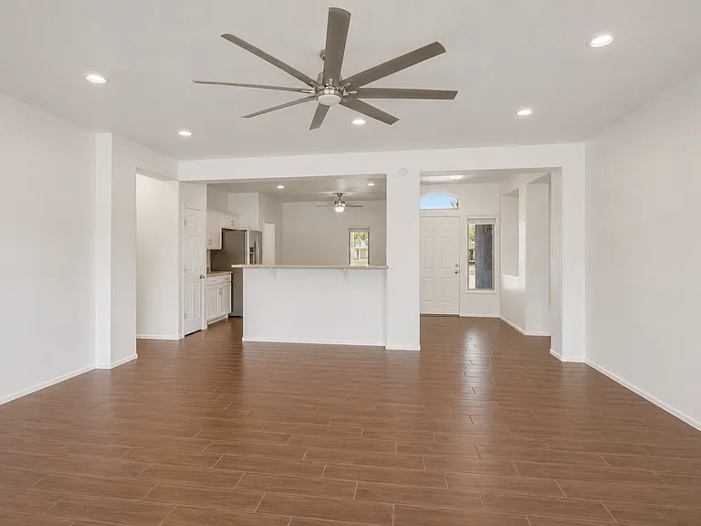 5427 W Marietta Dr — Photo 11