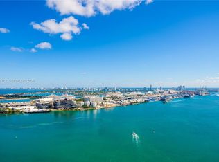 335 Biscayne Blvd #3909, Miami, FL 33131