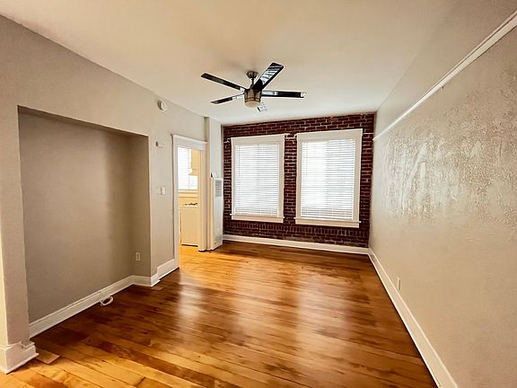 4th image of 2626 N Broadway APT H