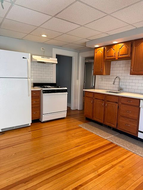 1st image of 21 Wakelee Ave #2