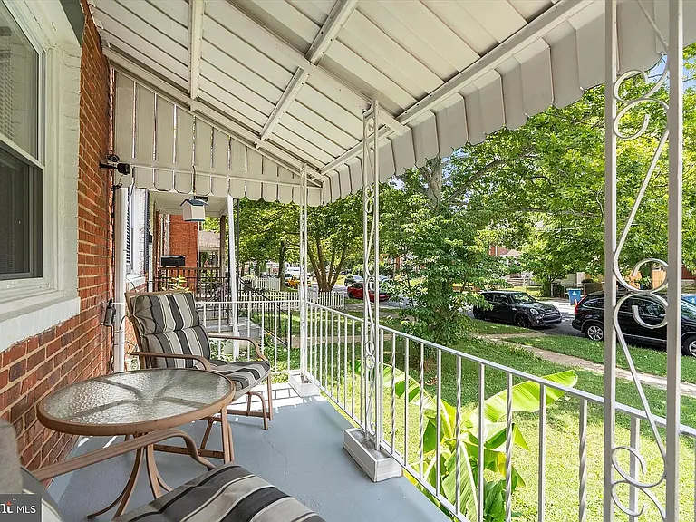 258 Birch Ave — Photo 21