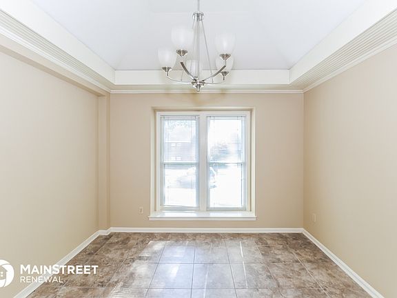 4th image of 2331 Carrollwood Ln