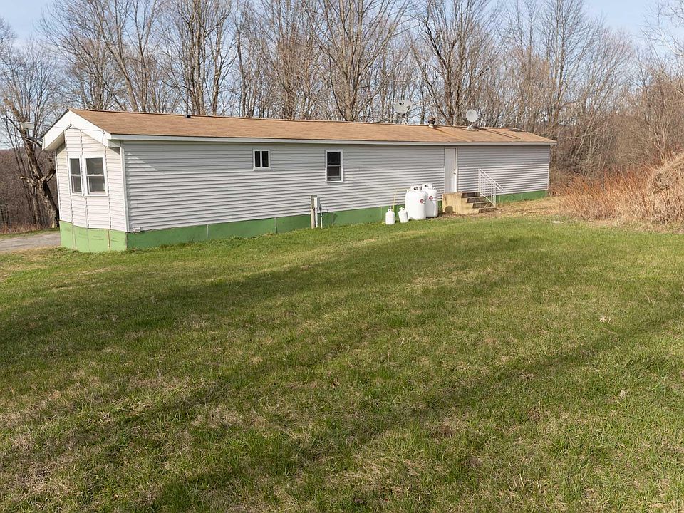 1st image of 831 McCarthy Road