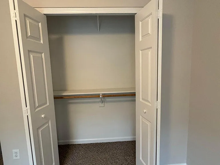 8605 Tanzanite Ct — Photo 26