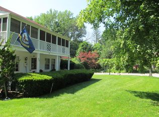 820 Catalpa Ave, Teaneck, NJ 07666