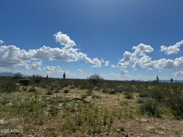 33098 W GALVIN Street #64, Wickenburg, AZ 85390