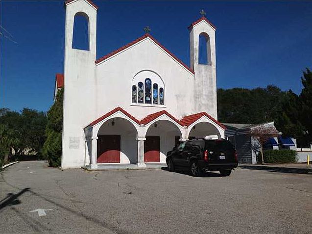 2nd image of 303 Harbor Blvd