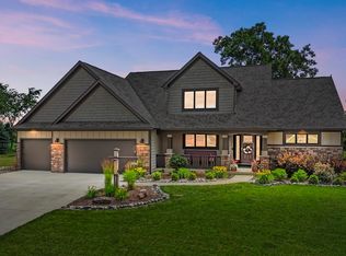 18736 Roselle Cv, Auburn, IN 46706