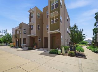 399 Midstream Ln, West Sacramento, CA 95605