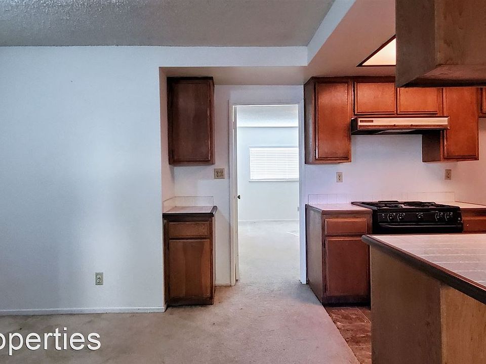 1st image of 1865 Plaza Del Amo APT 4
