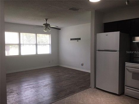 3rd image of 22201 SW Beach Blvd