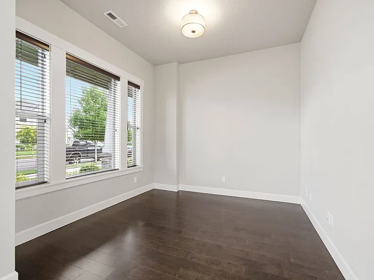 3485 SE Birchleaf St — Photo 9