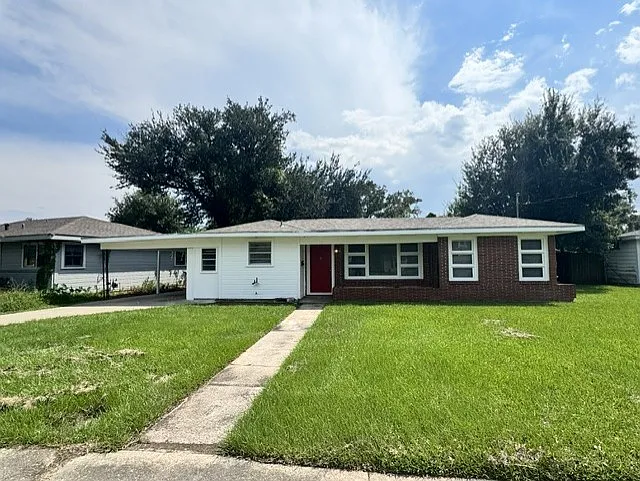 1506 Arkansas St