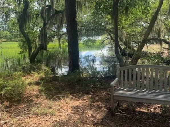 2215 Be Wheatley Dr, Beaufort, SC 29902