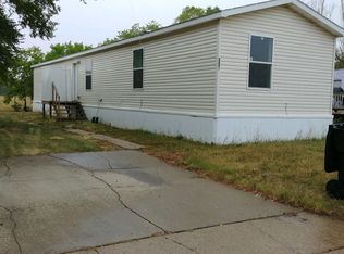 2601 11th Ave W, Williston, ND 58801