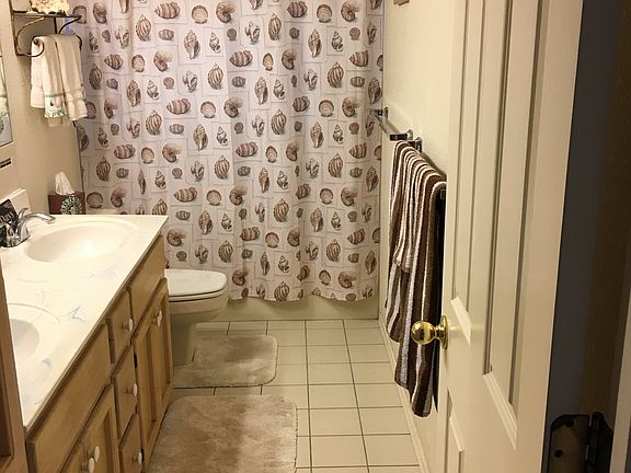 4th image of 713 Eagle Dr