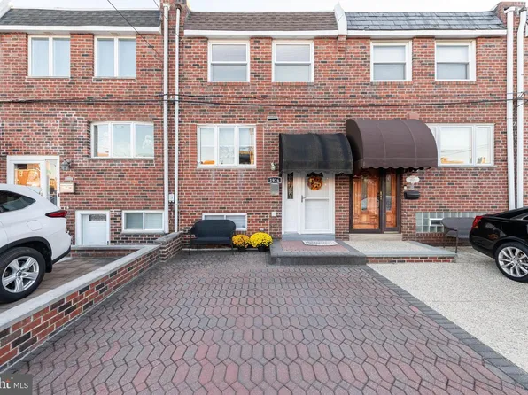 1926 Forrestal St, Philadelphia, PA 19145