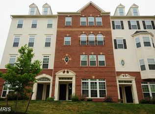 7322 Brunson Cir #2M, Gainesville, VA 20155