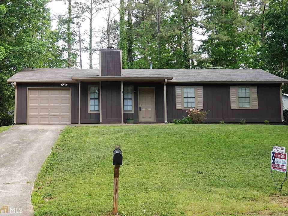1st image of 647 Lakeridge Dr SE
