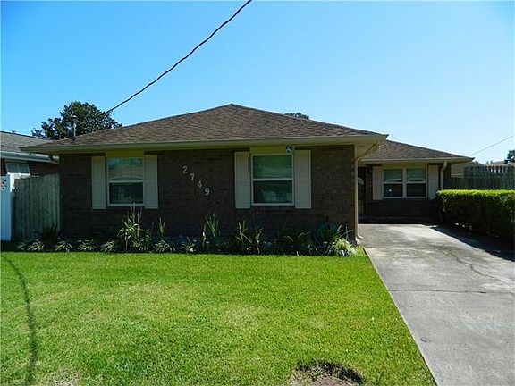 2nd image of 2749 Jeanne St