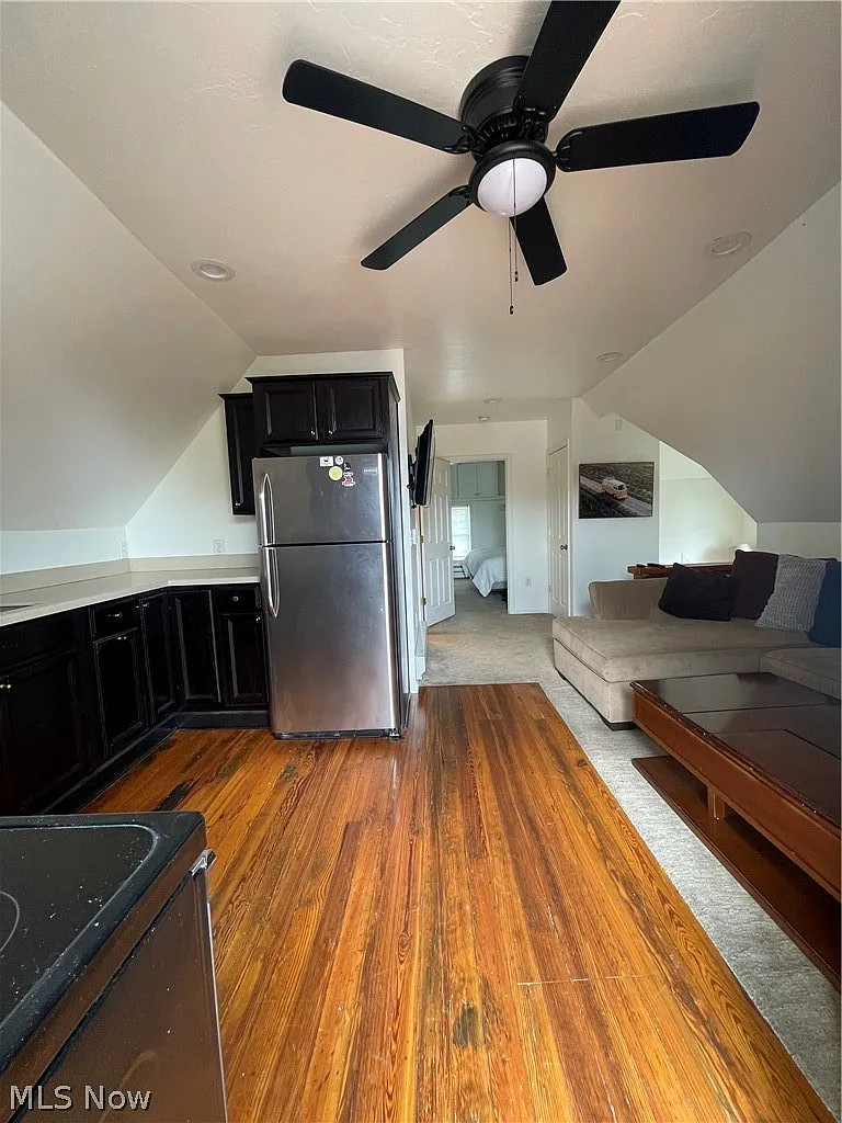 1 bed, 1.0 bath, 1000 sqft, $1,200 — Photo 3