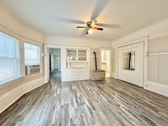 5th image of 1818 G St APT 04
