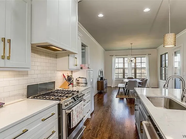 830 Arundell St — Photo 27