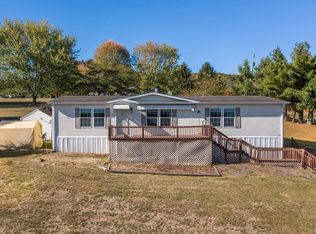 589 Davis Valley Rd, Rural Retreat, VA 24368