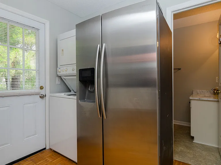 717 Sloop Pointe Ln — Photo 8