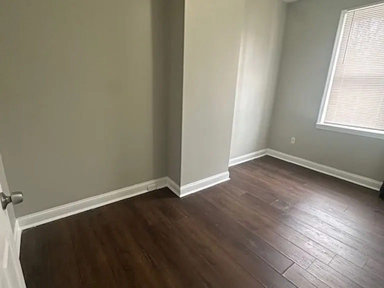 2585 W Fayette St — Photo 10
