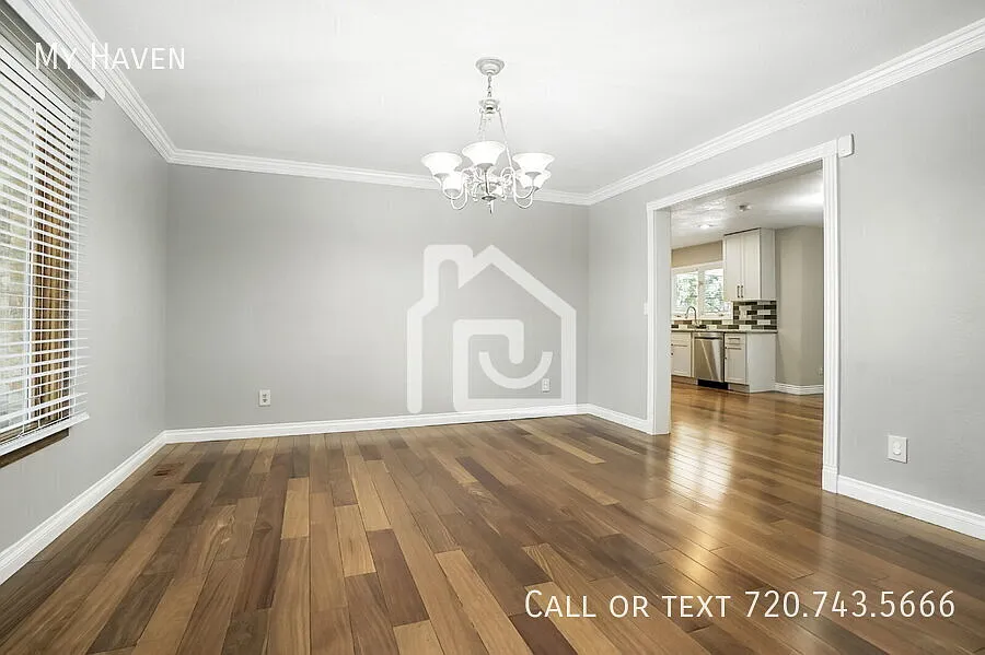 Spacious Home in Coveted Piney Creek Neighborhood — Photo 3