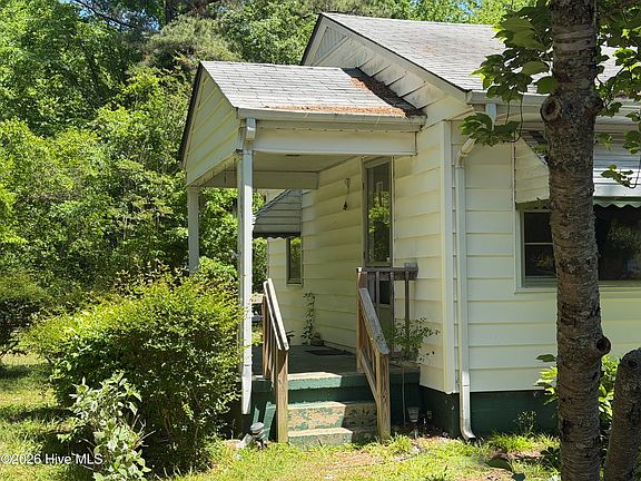 2nd image of 2340 Meadowbrook Road