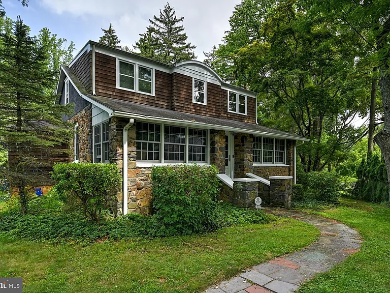 353 Cherry Hill Rd — Photo 4