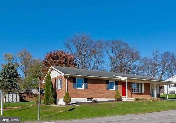 One owner~ loved,  maintained, & updated