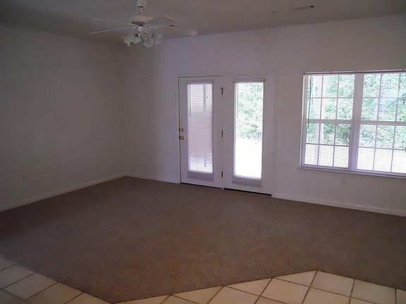 3rd image of 67 Mountain View Trl E APT 21