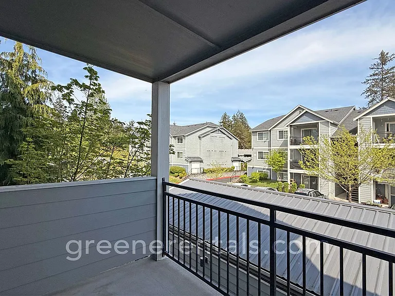 Oly-Evergreen Landing Apartments — Photo 18