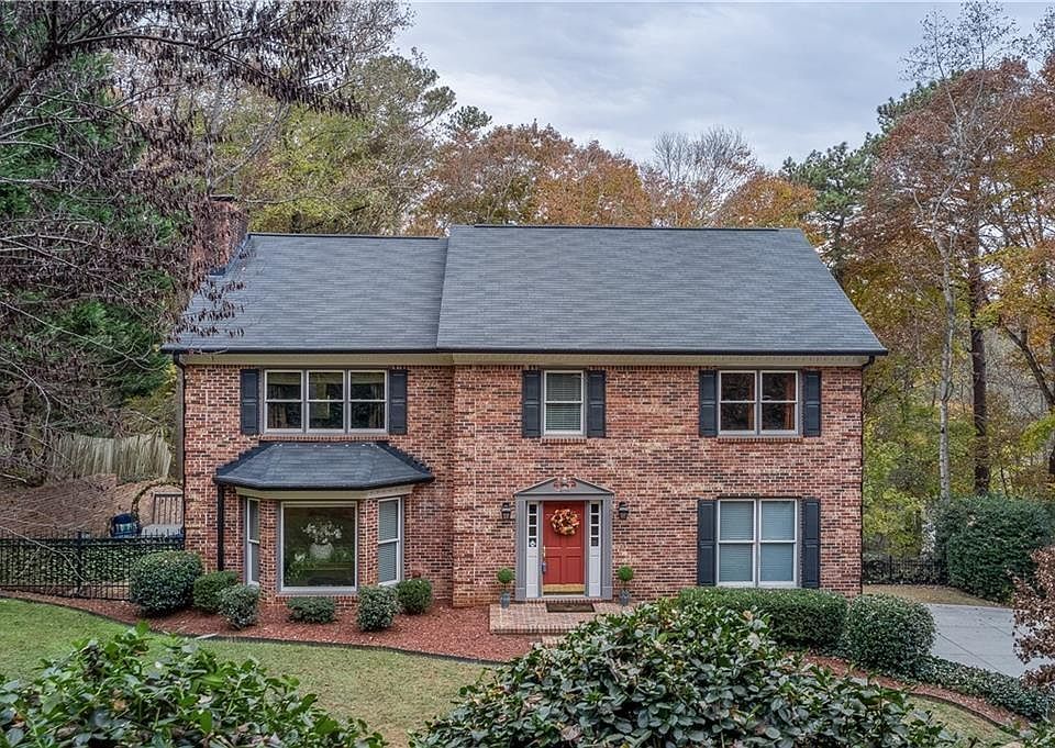 1st image of 3630 Hermitage Dr