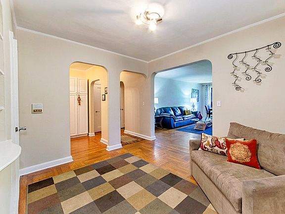 2nd image of 3017 Riverdale Ave APT 2A