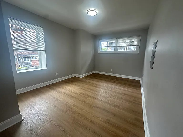 806 N 64th St — Photo 50