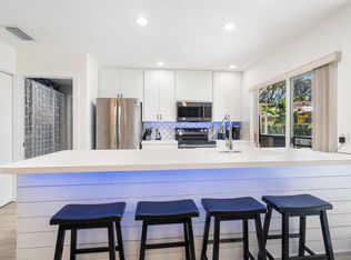 9132 Sun Terrace Cir APT D, Palm Beach Gardens, FL 33403