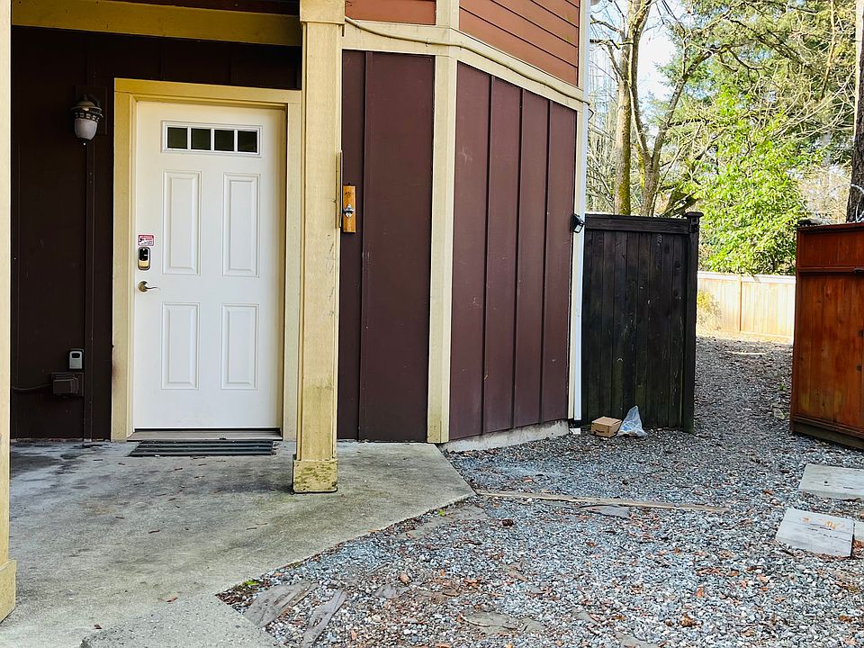 1st image of 13710 Burke Ave N