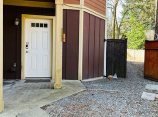 13710 Burke Ave N, Seattle, WA 98133