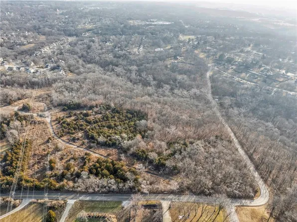 Mace Road & 68th St, Kansas City, MO 64152