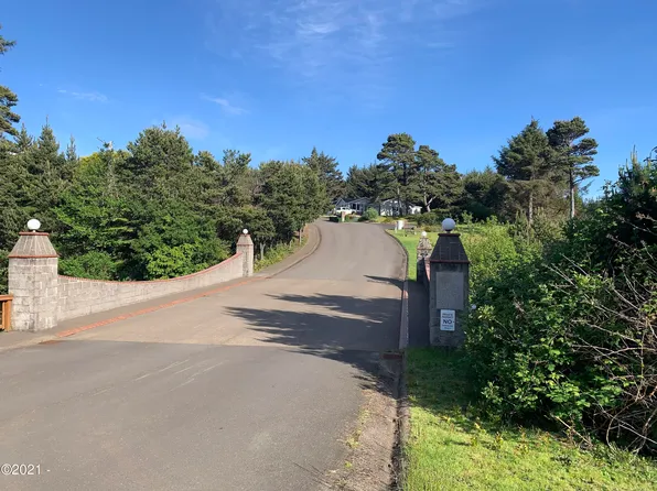 Tl 700 Sw Sailfish Loop, Waldport, OR 97394