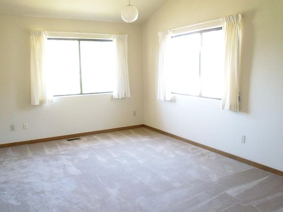 2nd image of 3011 Baronian Ct