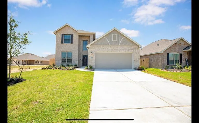 19044 Pinewood Grove Trl — Photo 1