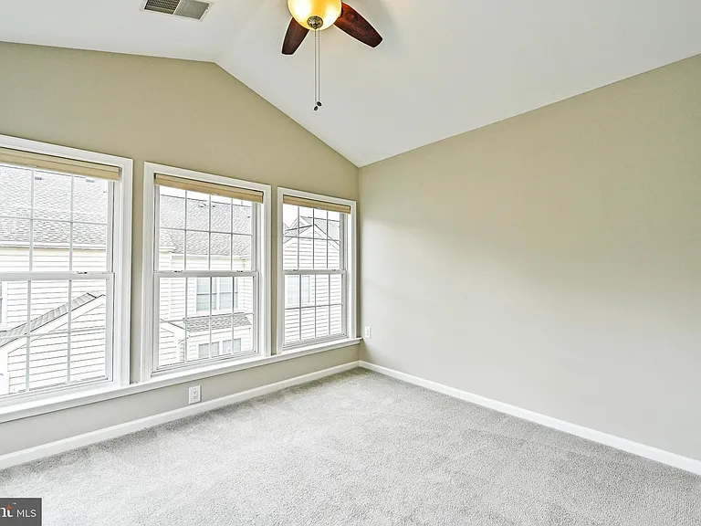 4654 Hummingbird Ln — Photo 27